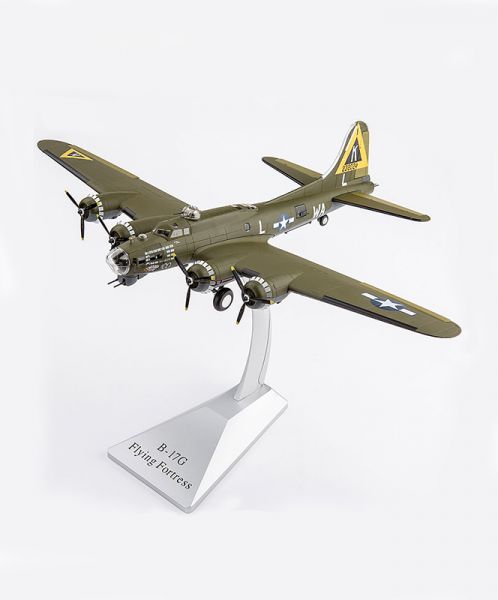 Boeing B 17g Flying Fortress Swamp Fire 1 72 Model